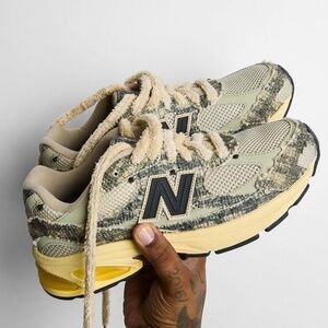 JFG x New Balance Abzorb 2010 “Bag Lady”